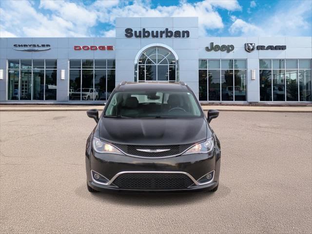 2017 Chrysler Pacifica Touring-L Plus 2017 Chrysler Pacifica Touring-L Plus