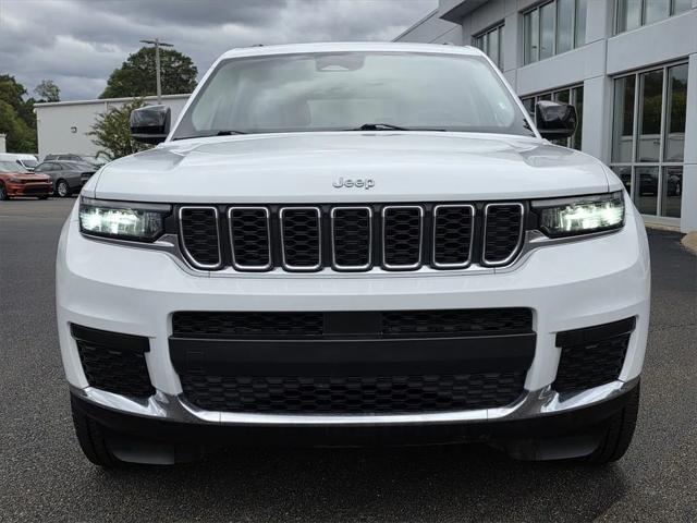 2023 Jeep Grand Cherokee L Laredo 4x4 2023 Jeep Grand Cherokee L Laredo 4x4