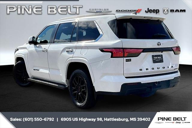 2025 Toyota Sequoia SR5 2025 Toyota Sequoia SR5