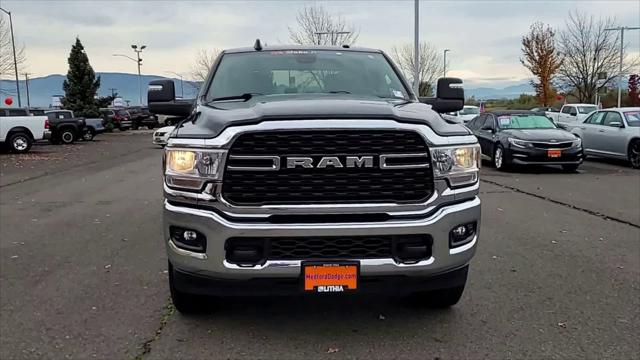 2024 RAM 2500 Big Horn Crew Cab 4x4 8 Box