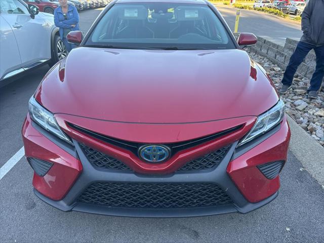 2020 Toyota Camry SE Hybrid 2020 Toyota Camry SE Hybrid