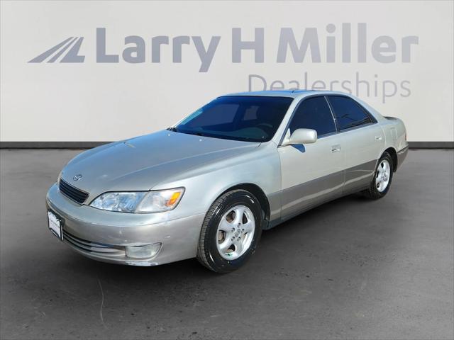1998 Lexus ES 300 Base 1998 Lexus ES 300 Base