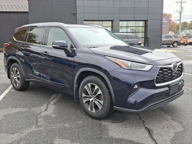 2022 Toyota Highlander XLE 2022 Toyota Highlander XLE