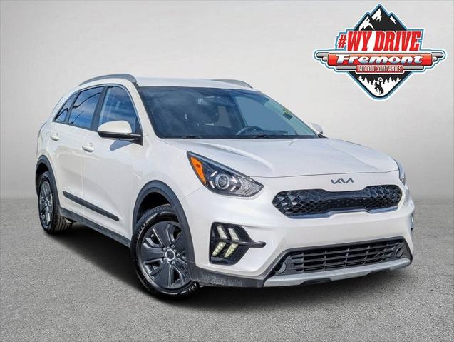 2022 Kia Niro LX 2022 Kia Niro LX