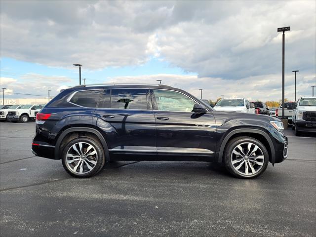 2022 Volkswagen Atlas 3.6L V6 SEL Premium R-Line 2022 Volkswagen Atlas 3.6L V6 SEL Premium R-Line