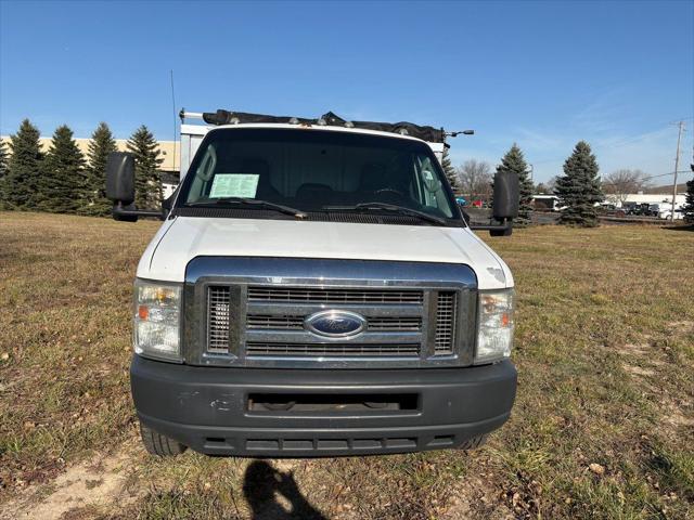 2011 Ford E-450 Cutaway Base