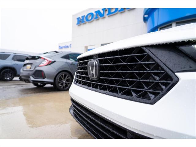 2025 Honda Accord Hybrid EX-L - Photo 13