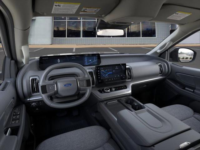 2025 Ford Expedition Active MAX