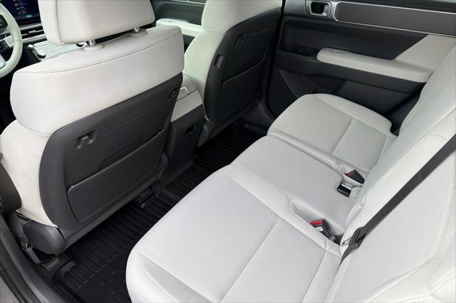 2026 Hyundai Santa Fe SE