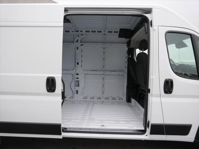 2026 Ram ProMaster 2500 Cargo Van Tradesman High Roof 159" WB w/Pass Seat