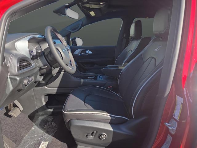 2026 Chrysler Pacifica Limited AWD