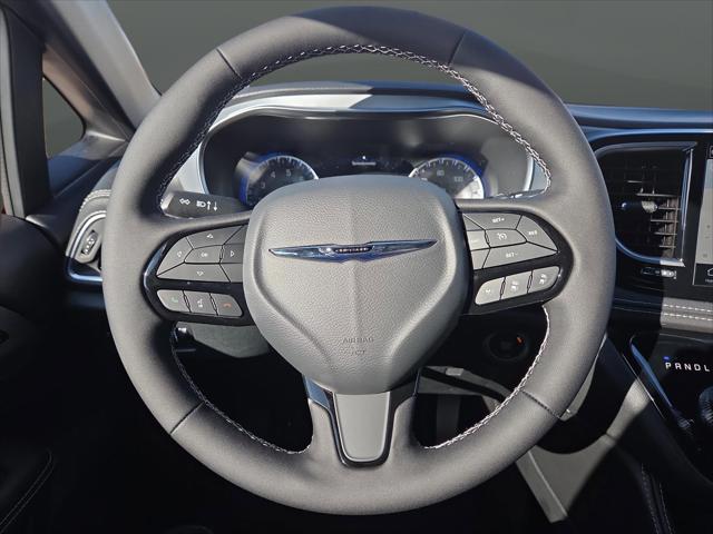 2026 Chrysler Pacifica Limited AWD