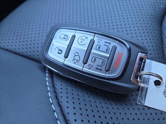 2026 Chrysler Pacifica Limited AWD