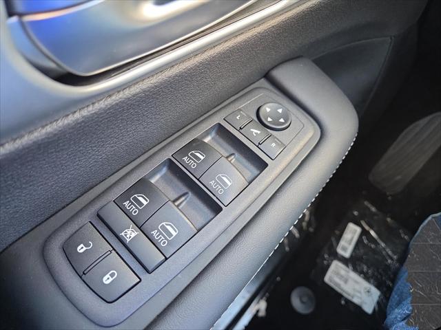 2026 Chrysler Pacifica Limited AWD