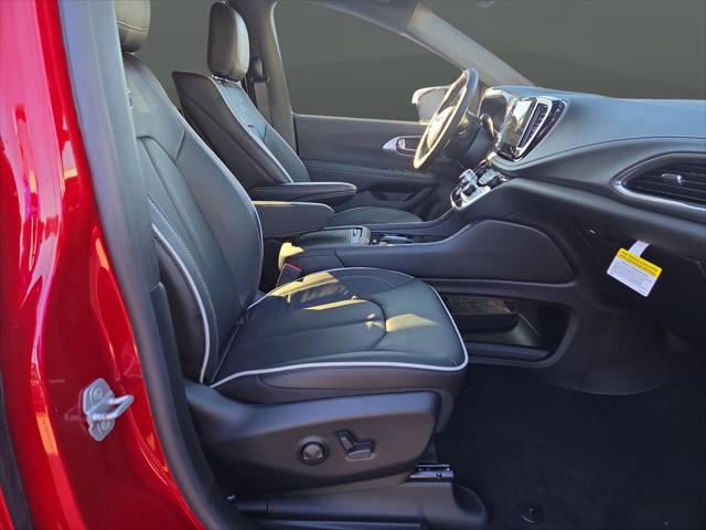 2026 Chrysler Pacifica Limited AWD