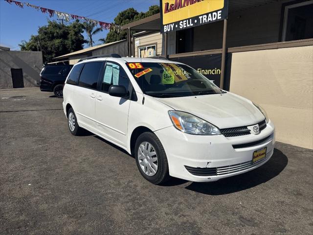 2005 Toyota Sienna LE