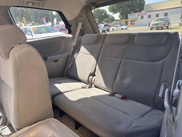 2005 Toyota Sienna LE