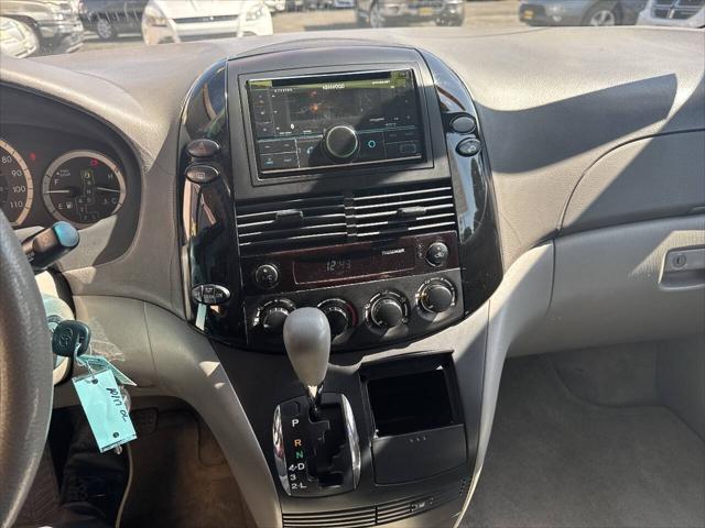 2005 Toyota Sienna LE