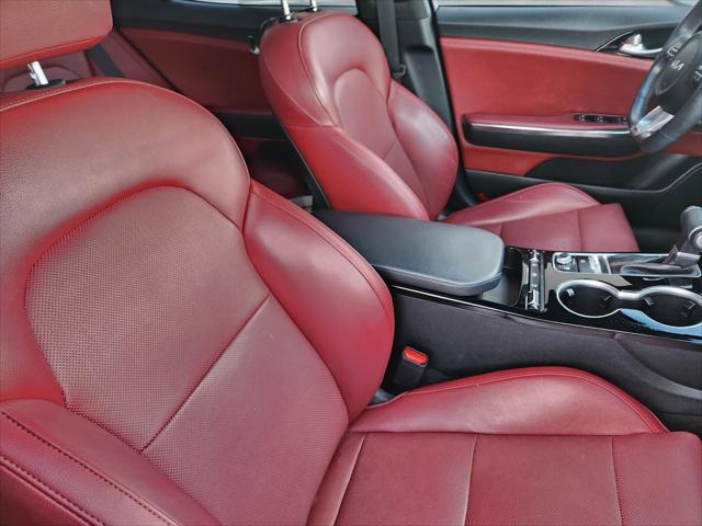 2023 Kia Stinger GT-Line