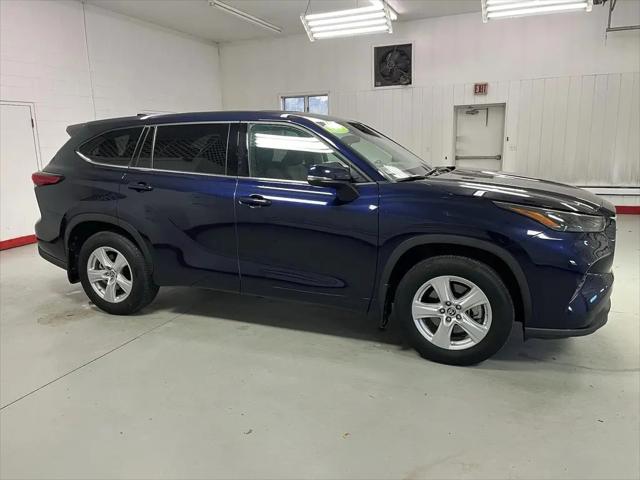 2022 Toyota Highlander LE for sale in Beaverdale, PA