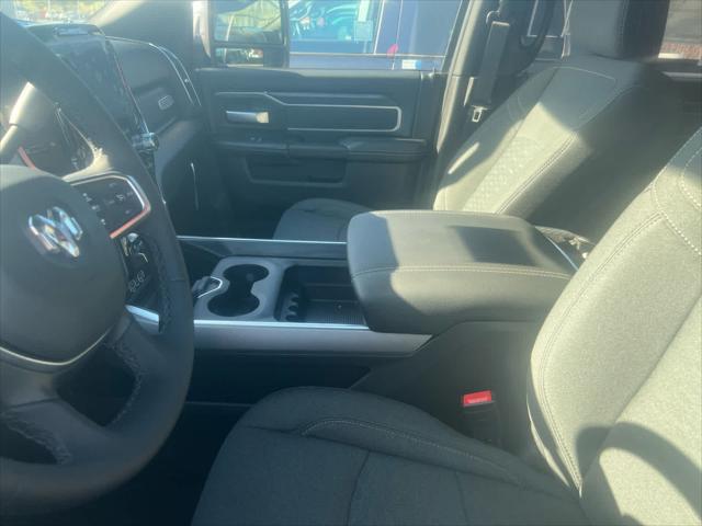 2025 Ram 2500 Big Horn Crew Cab 4x4 6'4" Box
