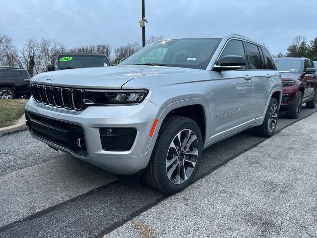 2025 Jeep Grand Cherokee GRAND CHEROKEE OVERLAND 4X4