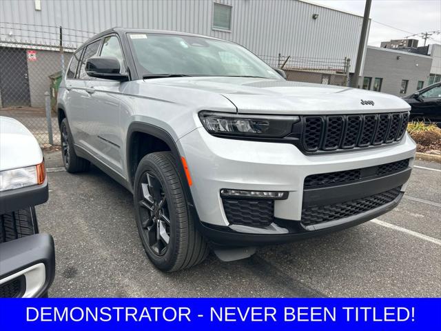 2025 Jeep Grand Cherokee GRAND CHEROKEE L LIMITED 4X4