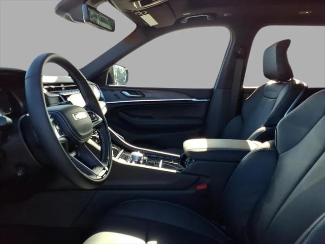 2025 Jeep Grand Cherokee Overland 4x4