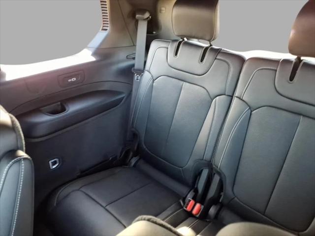 2025 Jeep Grand Cherokee Overland 4x4