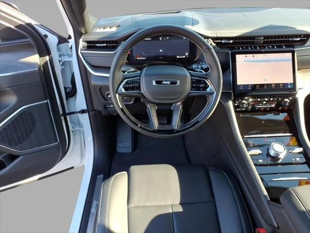 2025 Jeep Grand Cherokee Overland 4x4