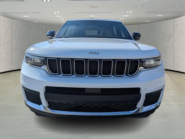 2025 Jeep Grand Cherokee GRAND CHEROKEE L LAREDO 4X2