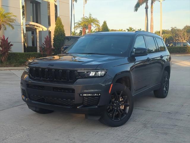 2025 Jeep Grand Cherokee GRAND CHEROKEE L LIMITED 4X4
