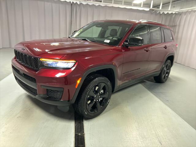 2025 Jeep Grand Cherokee GRAND CHEROKEE L ALTITUDE 4X4