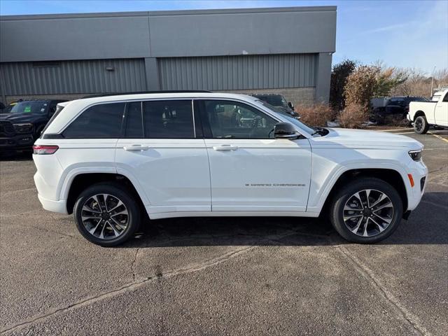 2025 Jeep Grand Cherokee GRAND CHEROKEE OVERLAND 4X4