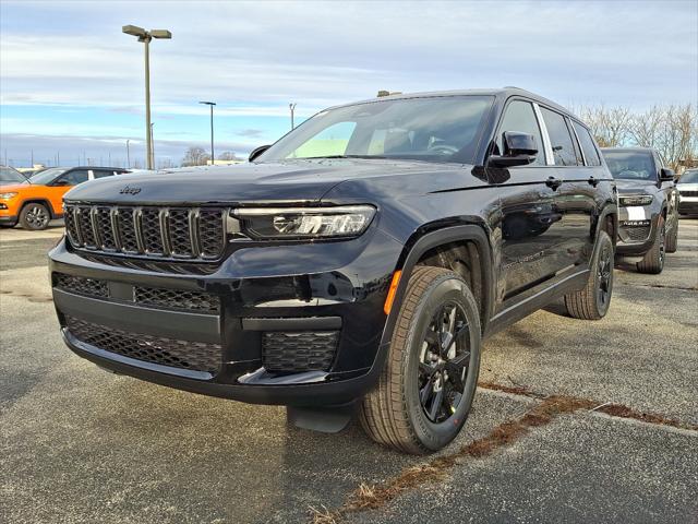 2025 Jeep Grand Cherokee GRAND CHEROKEE L ALTITUDE 4X4
