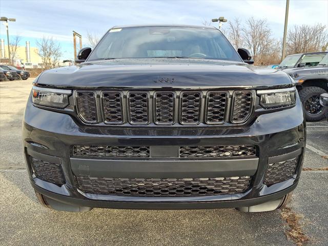 2025 Jeep Grand Cherokee GRAND CHEROKEE L ALTITUDE 4X4