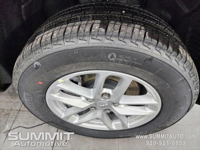 2025 Jeep Grand Cherokee GRAND CHEROKEE L LAREDO X 4X4 2025 Jeep Grand Cherokee GRAND CHEROKEE L LAREDO X 4X4