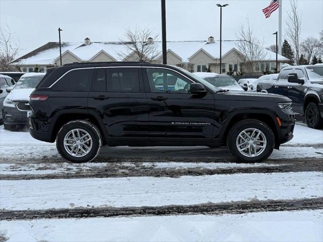 2025 Jeep Grand Cherokee GRAND CHEROKEE LAREDO X 4X4 2025 Jeep Grand Cherokee GRAND CHEROKEE LAREDO X 4X4