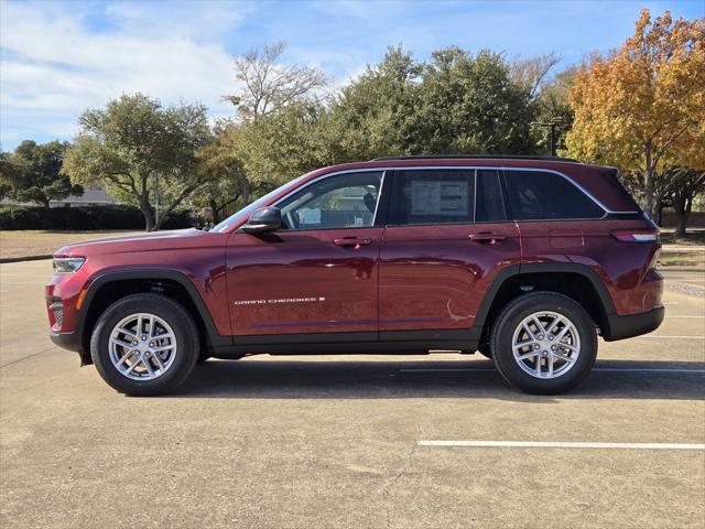 2025 Jeep Grand Cherokee GRAND CHEROKEE LAREDO X 4X4