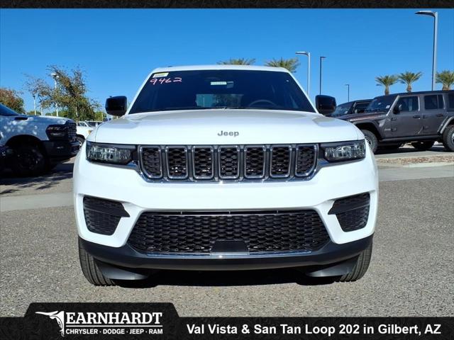 2025 Jeep Grand Cherokee GRAND CHEROKEE LAREDO X 4X2