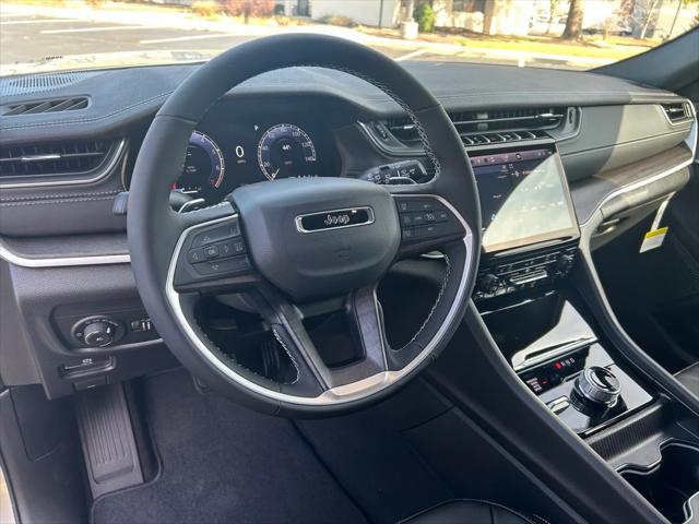 2025 Jeep Grand Cherokee GRAND CHEROKEE LIMITED 4X4 2025 Jeep Grand Cherokee GRAND CHEROKEE LIMITED 4X4