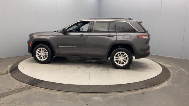 2025 Jeep Grand Cherokee GRAND CHEROKEE LAREDO X 4X4 2025 Jeep Grand Cherokee GRAND CHEROKEE LAREDO X 4X4