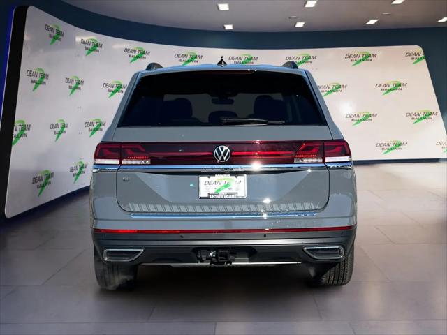 2026 Volkswagen Atlas SE with Technology