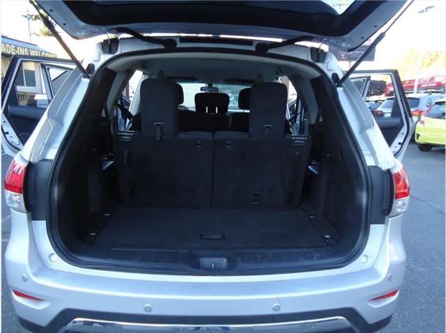 2013 Nissan Pathfinder SV