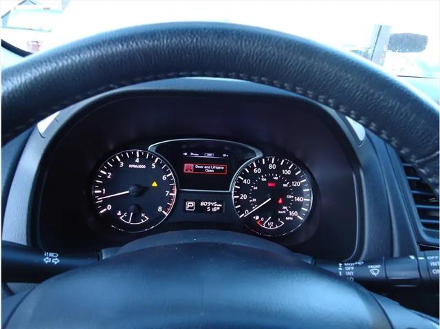 2013 Nissan Pathfinder SV