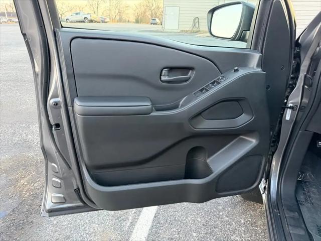 2026 Nissan Frontier Crew Cab SV 4x4