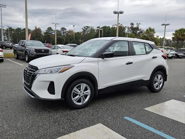 2025 Nissan Kicks S