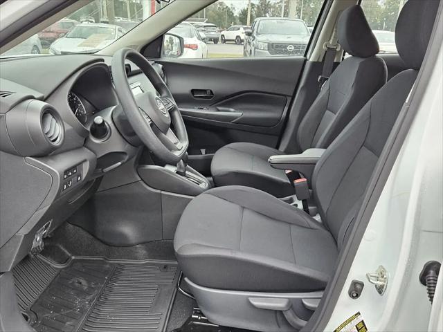 2025 Nissan Kicks S