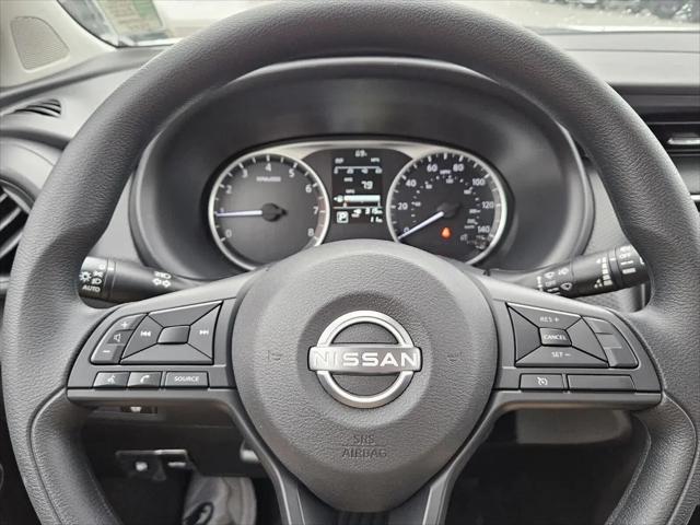 2025 Nissan Kicks S