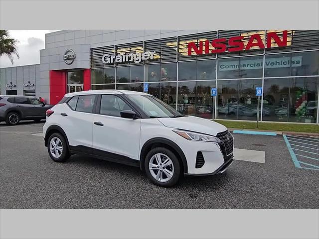 2025 Nissan Kicks S